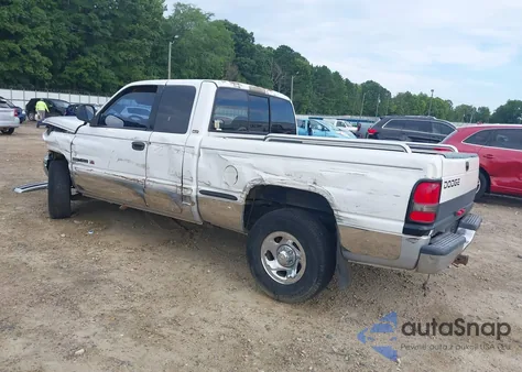 1998 Dodge Ram 1500 St из США, поврежденный, VIN 1B7HC13Y4WJ111610